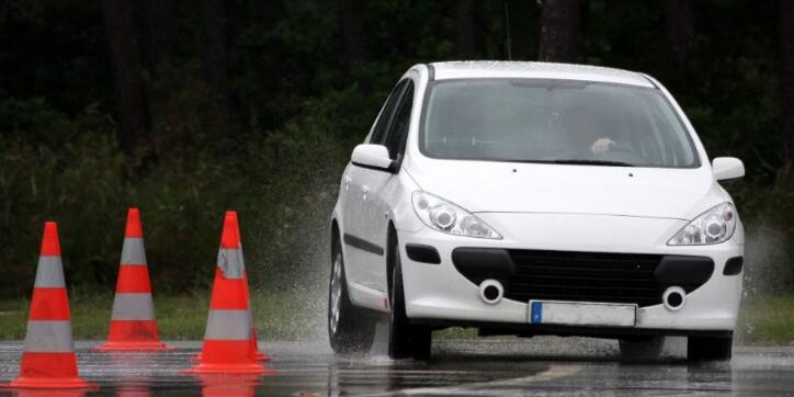 使用三軸稱(chēng)重傳感器尋找摩擦系數(shù)